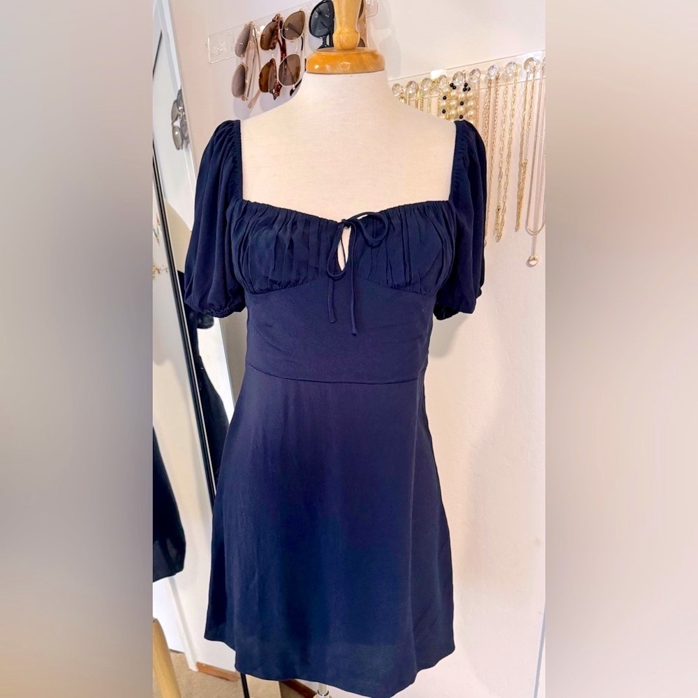 SUNDAY BEST••Viola Midi Dress••Navy Blue•Small